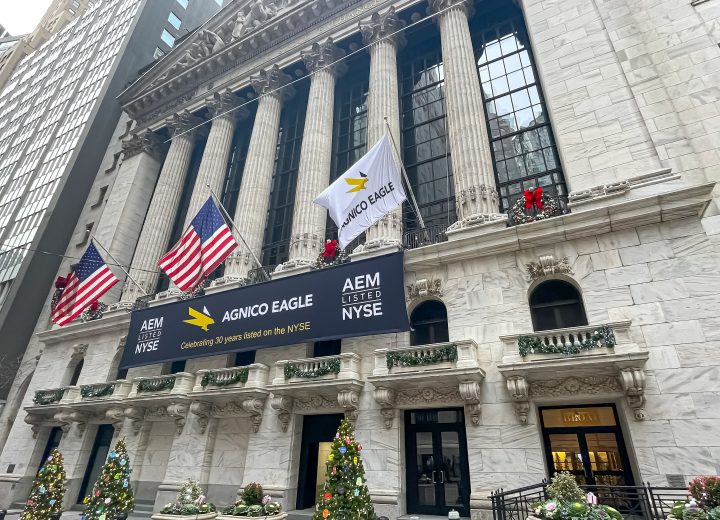 Broad Street facade of the NYSE Statuary Building